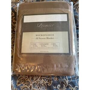 Premier Comfort micro fleece blanket twin